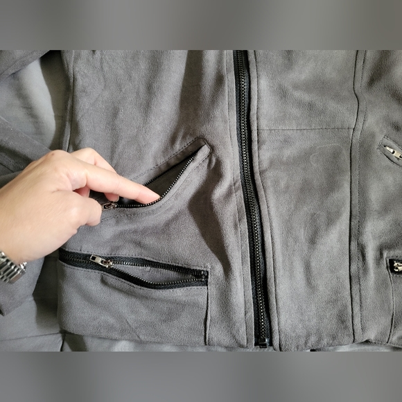 ✨️HP✨️Jaase | NWOT | Chic Gray Faux Suede Moto Jacket (SIZE S) - Picture 13 of 14